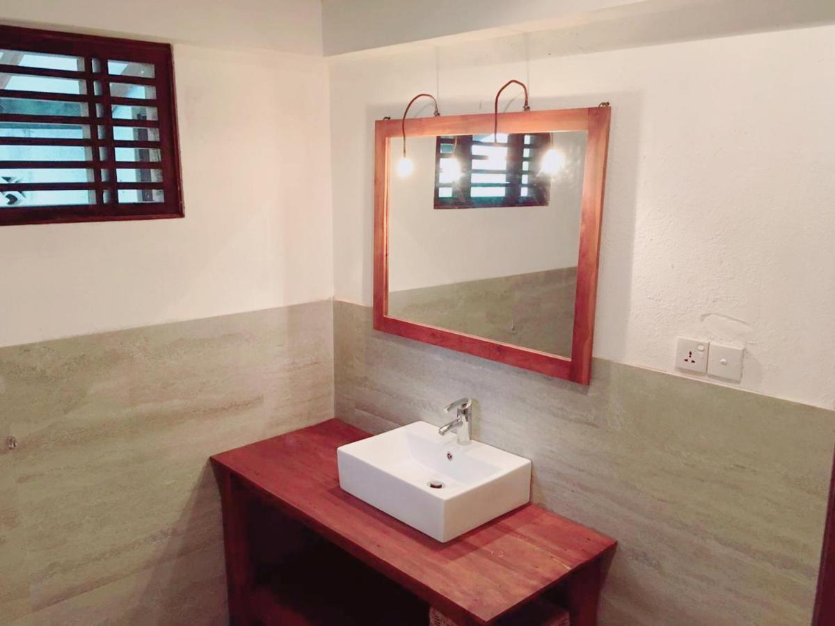 Boutique 132 Otel Bentota Oda fotoğraf
